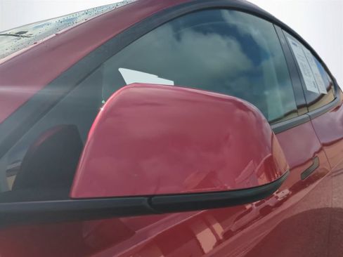 Used 2021 Tesla Model Y Long Range AWD/4WD image 12