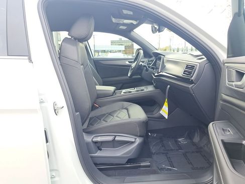 New 2026 Volkswagen Atlas Cross Sport SE image 18