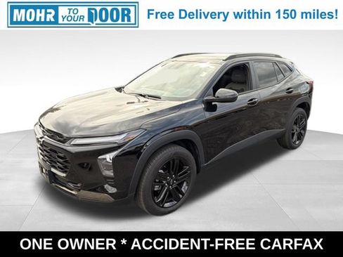 Used 2024 Chevrolet Trax ACTIV w/ Sunroof Package FWD image 1