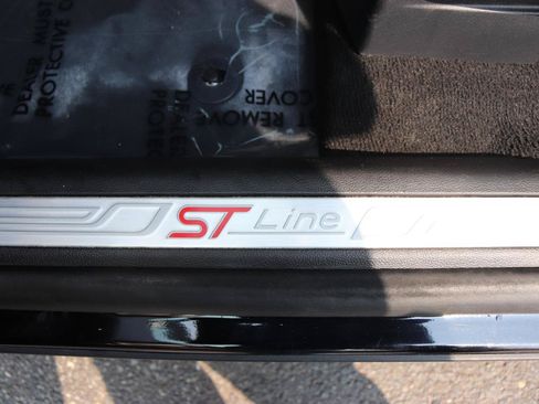Used 2025 Ford Explorer ST-Line AWD/4WD image 57