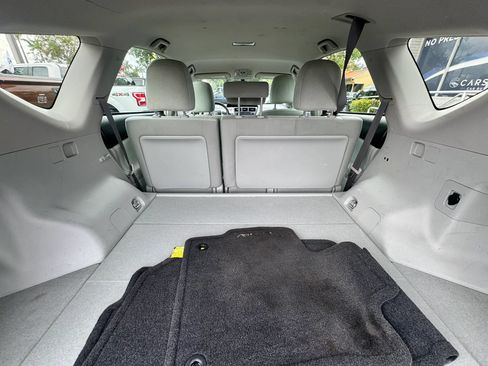 Used 2013 Toyota Prius V Three FWD image 27
