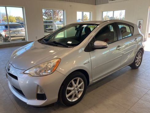Used 2012 Toyota Prius C Three image 1
