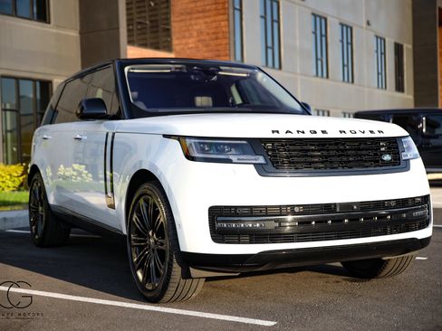 Used 2023 Land Rover Range Rover Long Wheelbase SE AWD/4WD image 19
