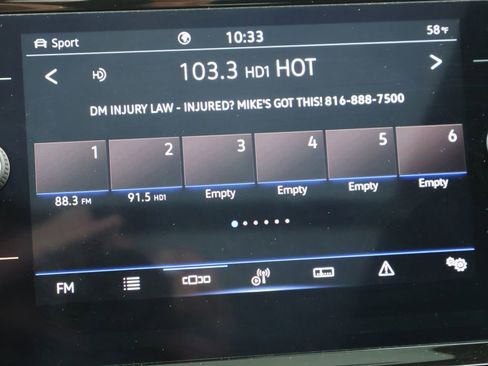 Certified 2022 Volkswagen Atlas Cross Sport SEL R-Line image 29