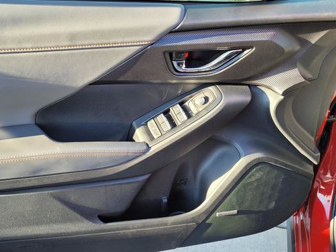 New 2025 Subaru Crosstrek 2.5i Limited w/ Crosstrek Mirror Package image 4