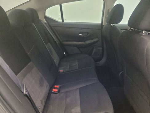 Used 2022 Nissan Sentra SR w/ Electronics Package image 19