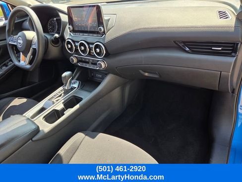 Used 2024 Nissan Sentra SV FWD image 16
