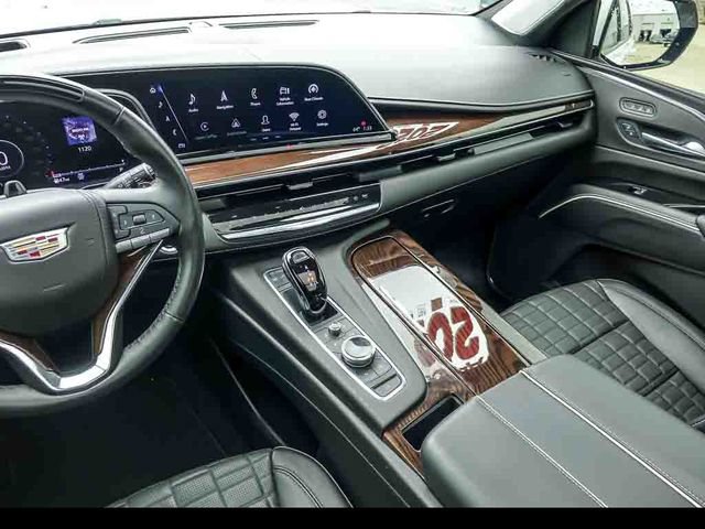 Certified 2023 Cadillac Escalade Sport Platinum AWD/4WD image 18