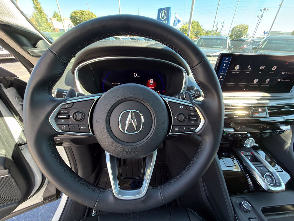 Certified 2026 Acura MDX w/ Technology Package FWD image 22