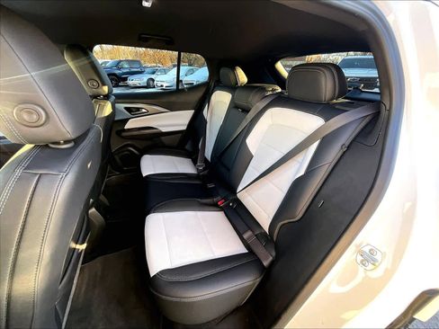 Used 2025 Chevrolet Equinox EV LT image 14