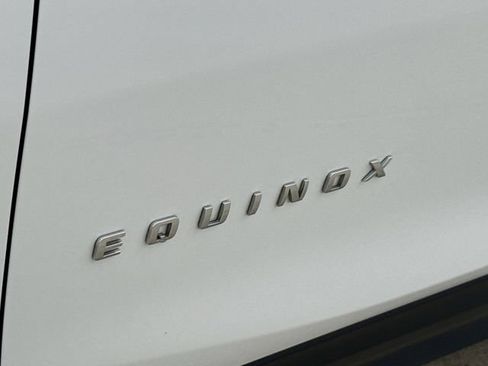 Certified 2024 Chevrolet Equinox LT FWD image 33