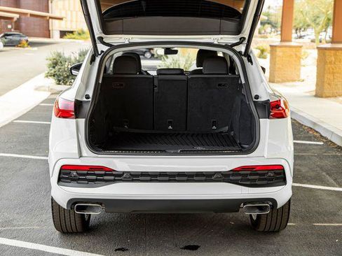 Certified 2025 Audi Q5 Premium w/ Convenience Package AWD/4WD image 22
