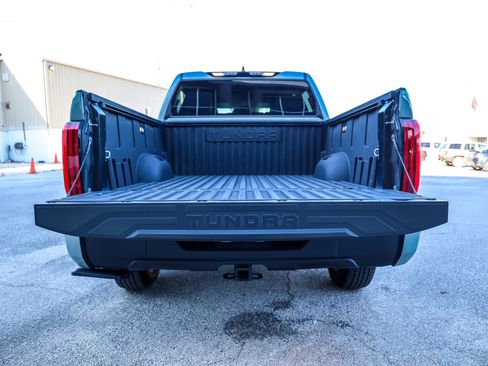 Used 2025 Toyota Tundra SR5 AWD/4WD image 13