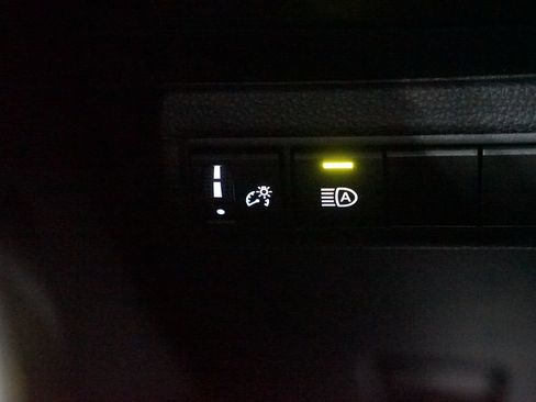 Certified 2023 Toyota Corolla SE image 24