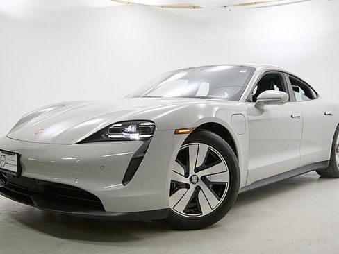 Used 2022 Porsche Taycan image 1