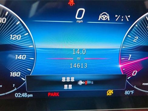 Used 2024 Mercedes-Benz GLS 450 4MATIC image 42