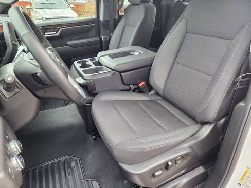 Used 2025 GMC Sierra 1500 Elevation image 22