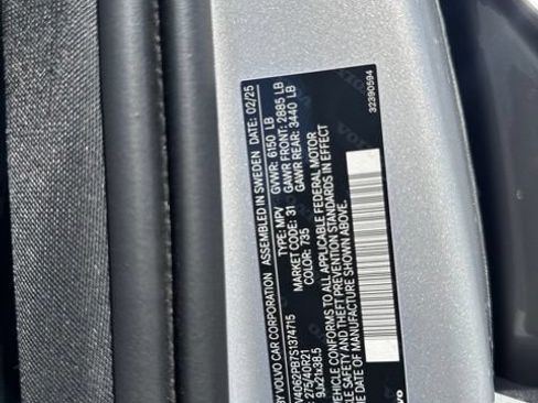 Certified 2025 Volvo XC90 B6 Plus AWD/4WD image 28