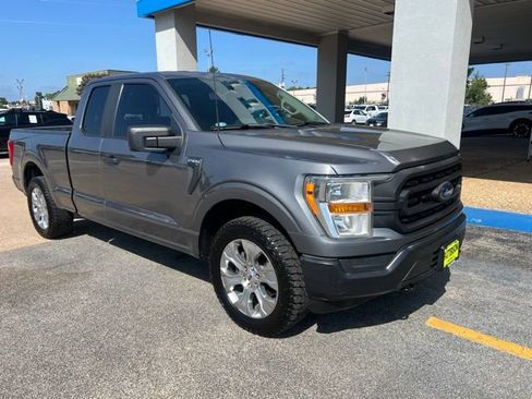 Used 2021 Ford F150 XL w/ XL Power Equipment Group AWD/4WD image 2