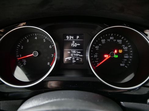 Used 2016 Volkswagen Jetta Sport image 21