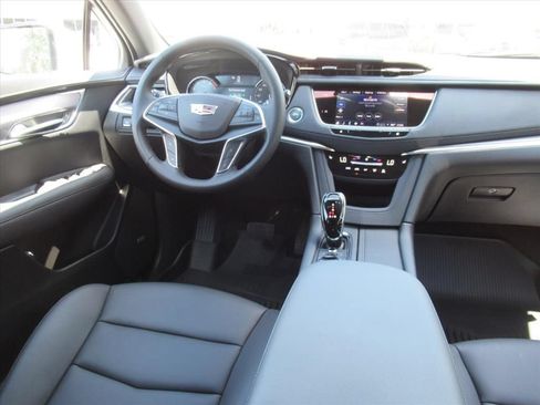 New 2026 Cadillac XT5 Luxury w/ LPO, Floor Liner Package FWD image 12