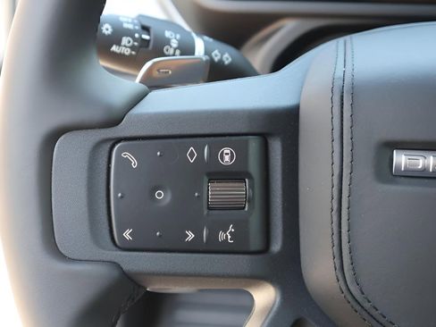New 2025 Land Rover Defender 130 V8 AWD/4WD image 30