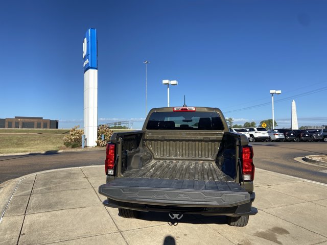 Used 2024 Chevrolet Colorado W/T RWD image 28