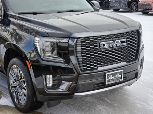 Used 2023 GMC Yukon XL Denali Ultimate image 7