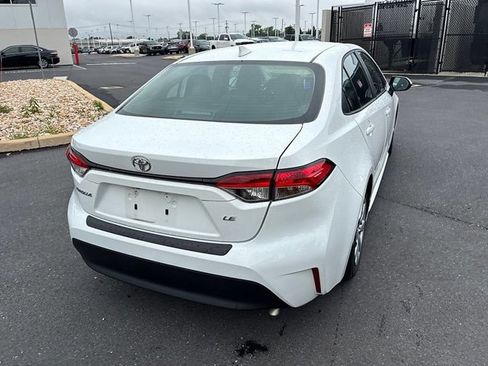 Used 2024 Toyota Corolla LE FWD image 9