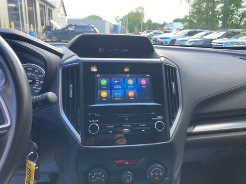 Used 2019 Subaru Forester Premium w/ All-Weather Package image 22