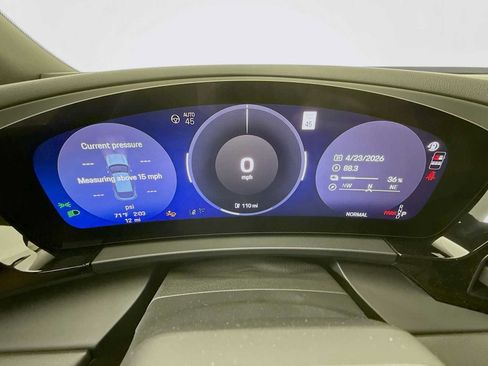 New 2026 Porsche Macan Electric RWD image 16
