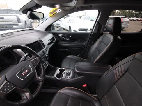 Used 2022 GMC Terrain AT4 w/ Tech Package AWD/4WD image 10