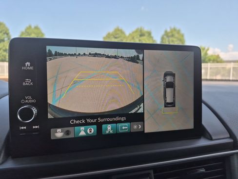 Used 2025 Honda Pilot Elite image 20