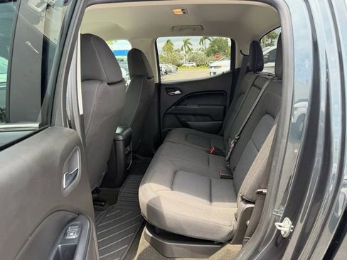 Used 2017 Chevrolet Colorado LT w/ Safety Package RWD image 12