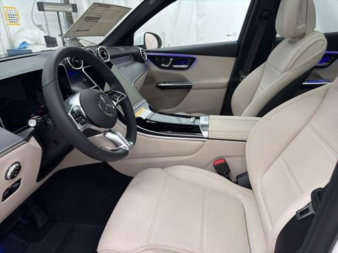 New 2026 Mercedes-Benz GLC 300 image 14