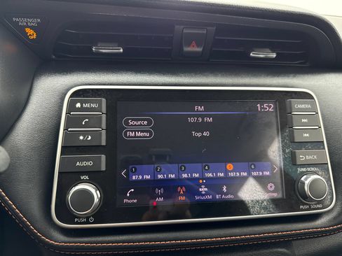 Used 2018 Nissan Kicks SR FWD image 25