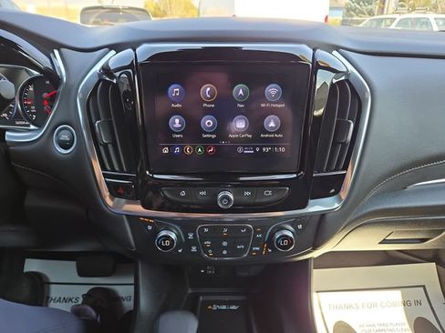 Used 2023 Chevrolet Traverse High Country AWD/4WD image 23