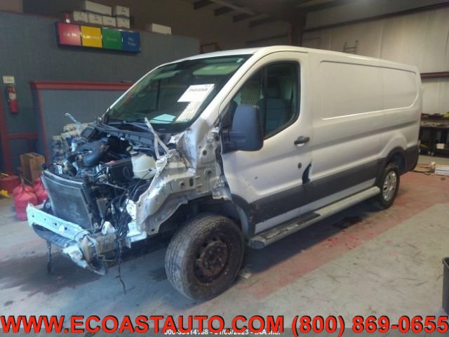 Used 2015 Ford Transit 250 130 Low Roof w/ Exterior Upgrade Package RWD image 3