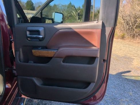 Used 2016 Chevrolet Silverado 3500 High Country w/ Duramax Plus Package image 10