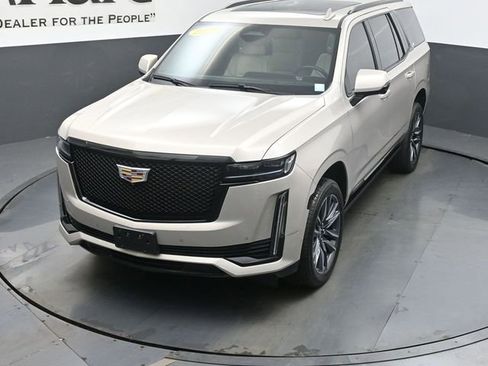 Used 2021 Cadillac Escalade Sport w/ Driver Assist Tech Package AWD/4WD image 46