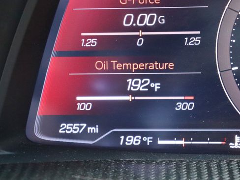 Used 2021 Chevrolet Corvette Stingray Premium Cpe w/ Z51 Performance Package RWD image 26