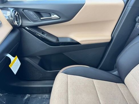 New 2026 Chevrolet Equinox ACTIV AWD/4WD image 23