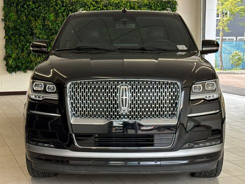 Certified 2023 Lincoln Navigator L Reserve w/ Equipment Group 201A AWD/4WD image 9