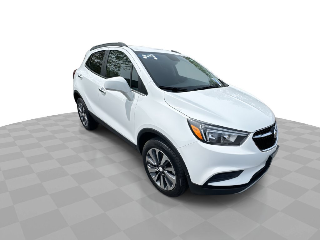 Certified 2022 Buick Encore Preferred AWD/4WD image 2