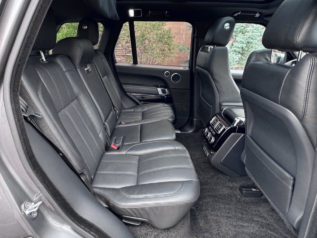 Used 2016 Land Rover Range Rover Supercharged AWD/4WD image 37