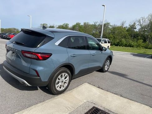 Used 2023 Ford Escape Active w/ Cold Weather Package FWD image 11