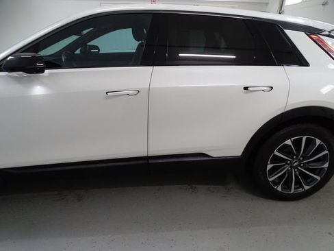 Certified 2024 Cadillac Lyriq Sport AWD/4WD image 18