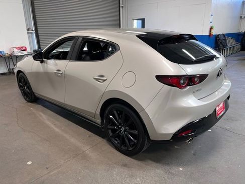 Used 2024 MAZDA MAZDA3 s FWD image 5