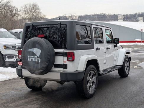 Certified 2016 Jeep Wrangler Unlimited Sahara w/ Dual Top Group image 3