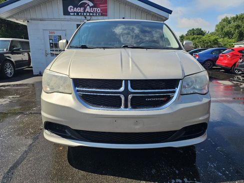 Used 2013 Dodge Grand Caravan SXT FWD image 3